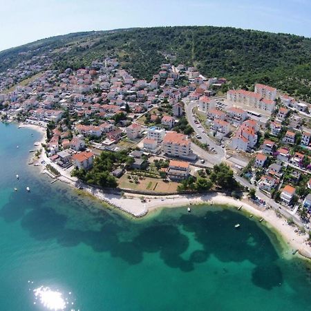 Apartments The View - Close To The Beach & Parking Trogir Bagian luar foto