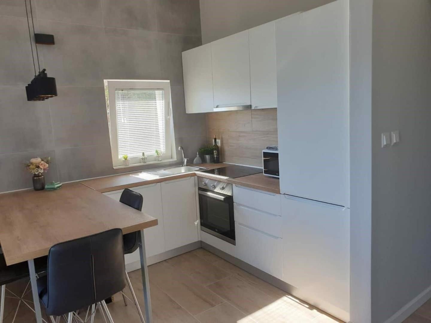Apartments The View - Close To The Beach & Parking Trogir Bagian luar foto